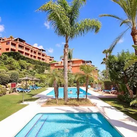 Apartamento En Residencial De Lujo Flamengos Estepona
