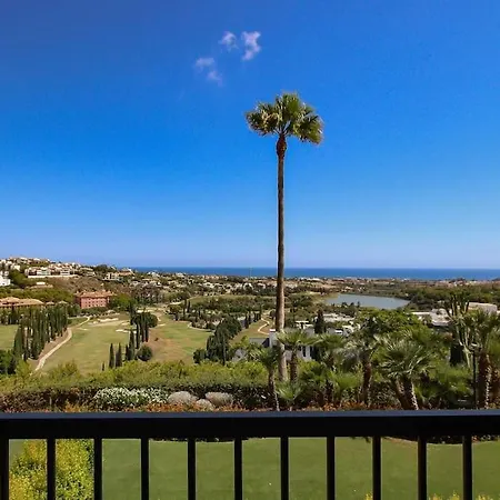 En Residencial De Lujo Flamengos Апартаменты *