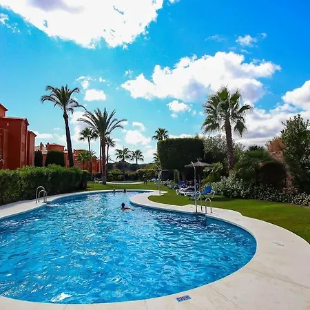 En Residencial De Lujo Flamengos Apartment Estepona